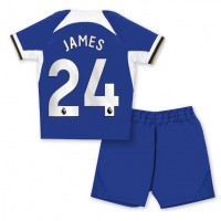 Koszulka piłkarska Chelsea Reece James #24 Strój Domowy dla dzieci 2023-24 tanio Krótki Rękaw (+ Krótkie spodenki)